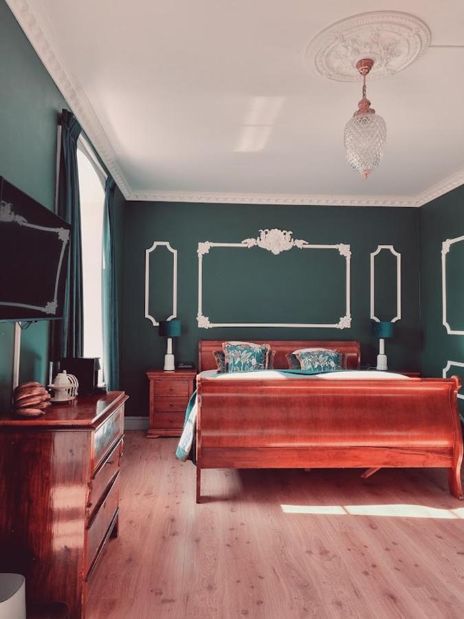 Idala Gard Hotel Трелебори Екстериор снимка
