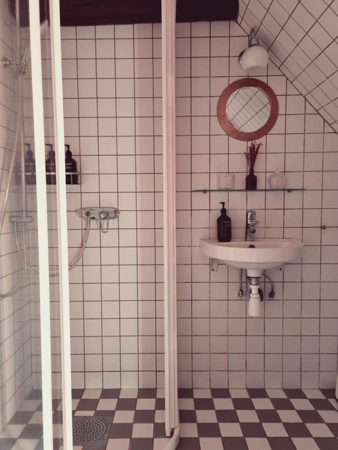 Idala Gard Hotel Трелебори Екстериор снимка